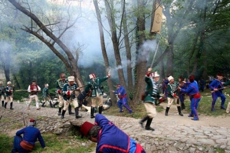 Еднодневна екскурзия - Оборище и Панагюрище