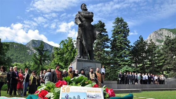 Двудневна екскурзия - Скравена-Пещера Леденика-Манастир Седемте престола