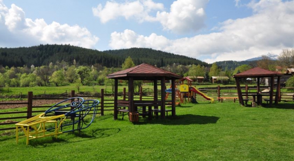 Зелено училище в Добринище