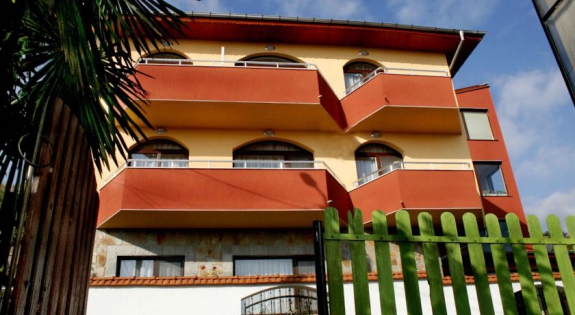 Хотел Армира