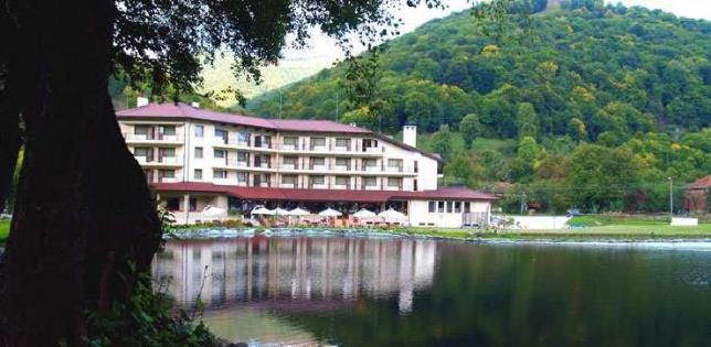 Зелено училище в Рибарица