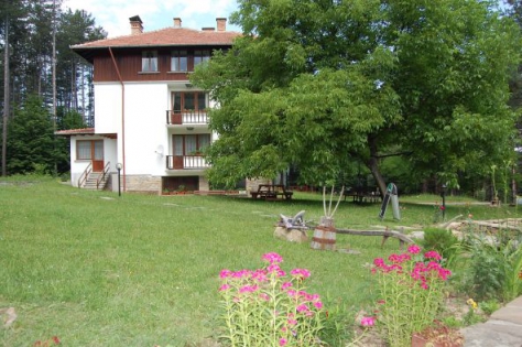 Комплекс Чичо Томовата колиба