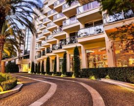 Elegance Internationa Hotel